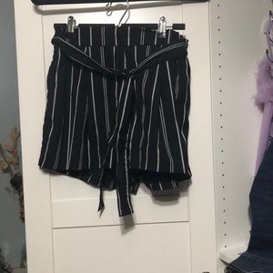 H&M Striped shorts